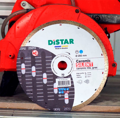 Diamantpräzision im Bauwesen: Arten, Ausrüstung und Anwendung von Scheiben